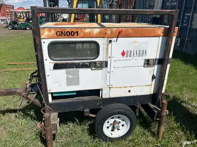 Kubota Gen-Pac 17Kw Generator Hours: 7718 Engine: Kubota 4 cylinder diesel Power: 17Kw Phase: 1 / 3...