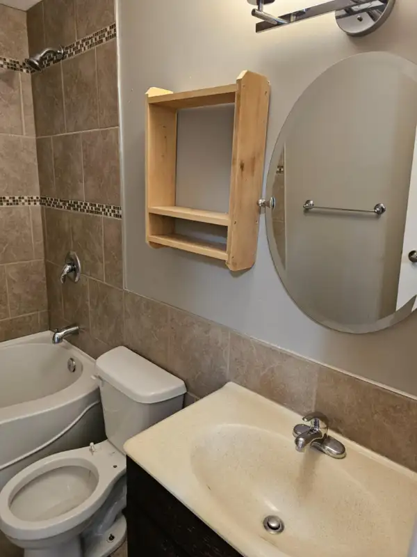 10 Derby Lane - Waterfront Apartment in Long Term Rentals in Sarnia - Image 3