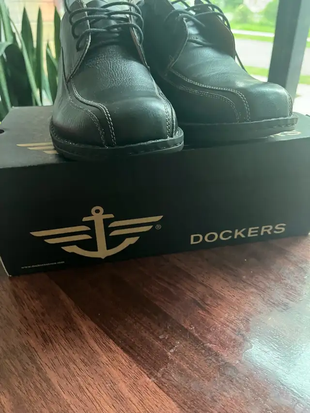 Dockers men’s shoes in Men's Shoes in Edmonton - Image 7