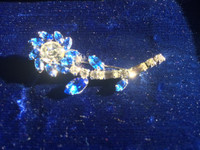 Jay Flex Sterling cristal brooch