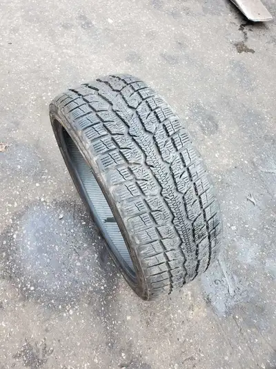 Single tire only, dot2022. Excellent condition. $150