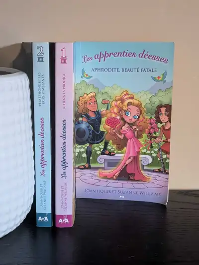 Les Apprenties Déesses Books, View more