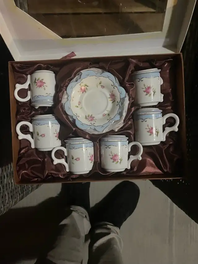  Handmade Turkish porcelain tea set