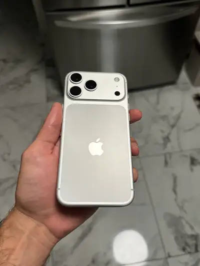 iPhone 17 Pro Max 512gb Brand new, View more