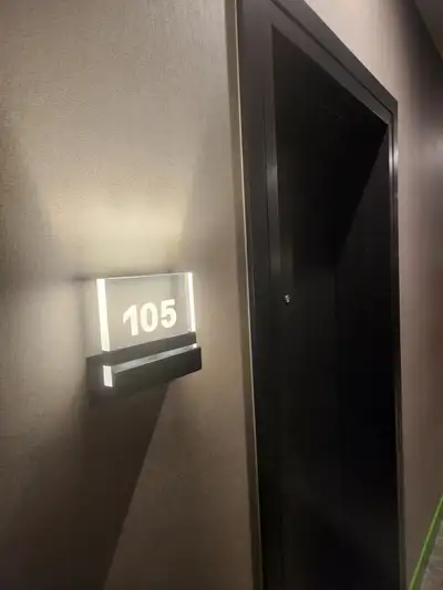 Luxury studio apartment at NOX on Boulevard Du Plateau Gatineau/ Luxe studio chez NOX sur le bouleva...