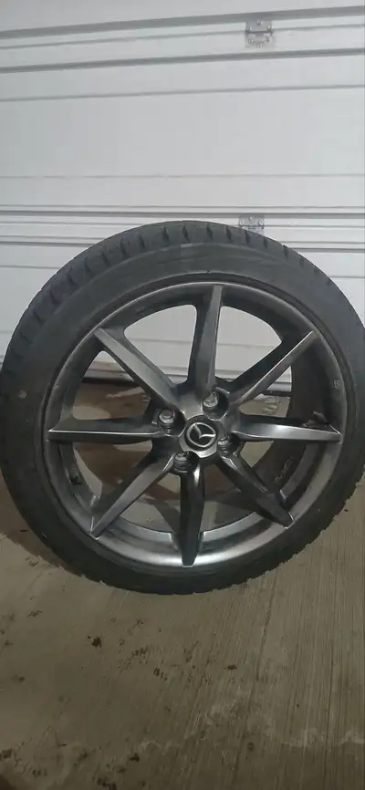 Selling all four used winter tires. Blizzak 205/45R17 84H