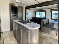 2018 Sunset Travel Trailer with Bunk House