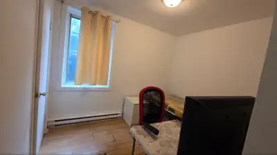 Furnished Room/Chambre meublée - All included-Metro Plamondon & CDN Prix réduit pour le mois d’octob...