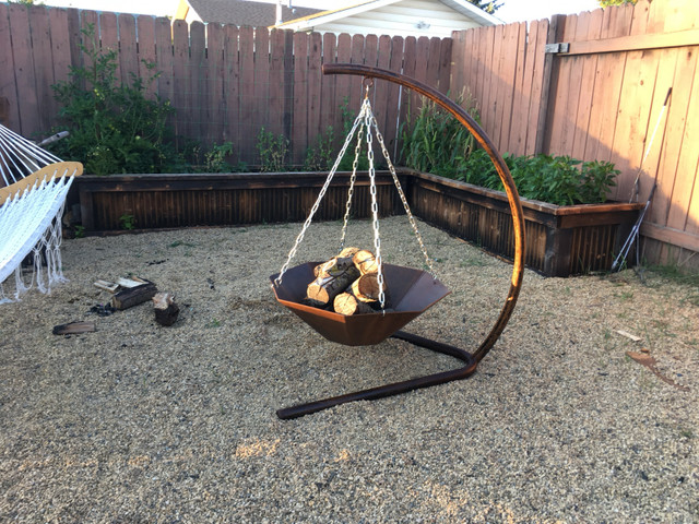 Hanging fire pit in BBQs & Outdoor Cooking in St. Albert - Image 2