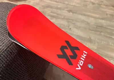 Völkl Mantra Junior 158 - as new, View more