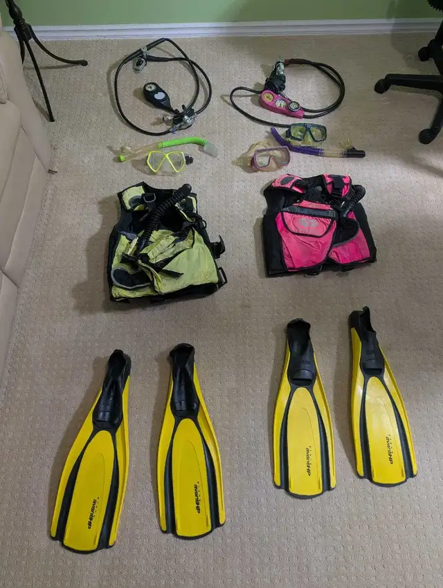 scuba diving gear, two full set with accesaries in Water Sports in Edmonton - Image 9