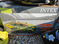 Intex Seahawks 3 person inflatable boat