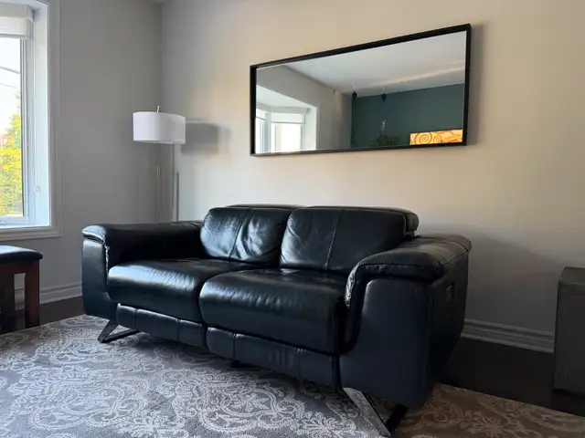 Reclining leather sofa628632662210571225