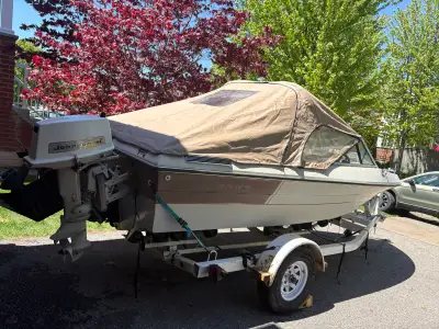 SunRay boat for sale Good fishing boat 6 ppl seats down * Brand new floor and carpet * Inboat and ou...