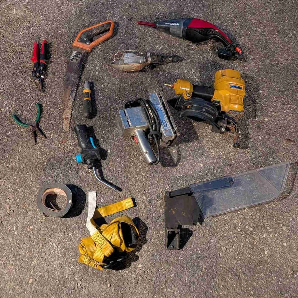 Random Tool Assortment Box | Other | City of Toronto | Free local ...