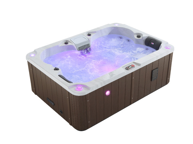 Kelowna GL Spa 4 Person Great Lakes Hot Tub in Health & Special Needs in Stratford - Image 4