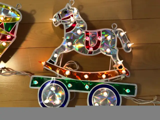 Light-Up Holographic Train Holiday Christmas Decoration in Other in City of Toronto - Image 6