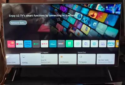 SMART TV LG 4K 50", View more