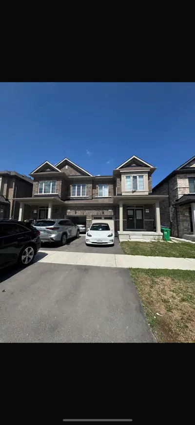 Hey its four bedroom house and three rooms with two washrooms available. Two car parking Available f...