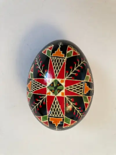 Vintage Ukrainian Canadian hand made Pysanky Easter Egg Ukraine, View more