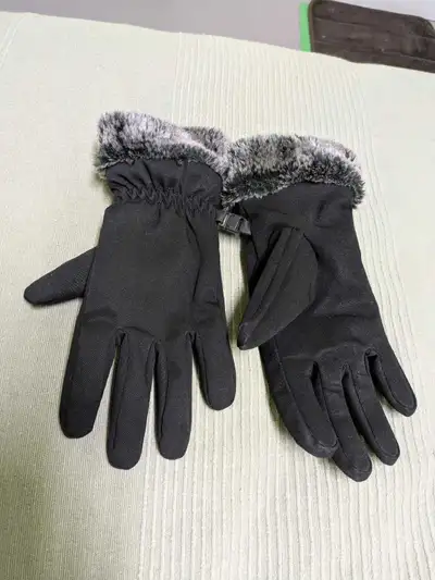 Head women's ski gloves Small black faux fur lined, View more