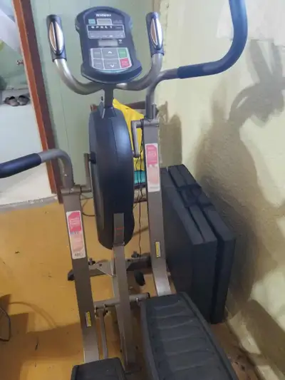 Exercise  eliptcal machine FREE FREE FREE DALHOUSIE, View more