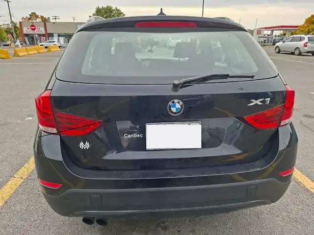 BMW X1 2015 596423552712069123