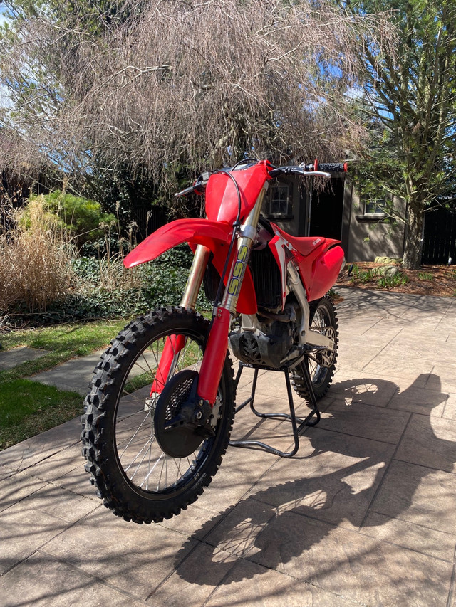 CRF 250R 2021  in Dirt Bikes & Motocross in Norfolk County - Image 2