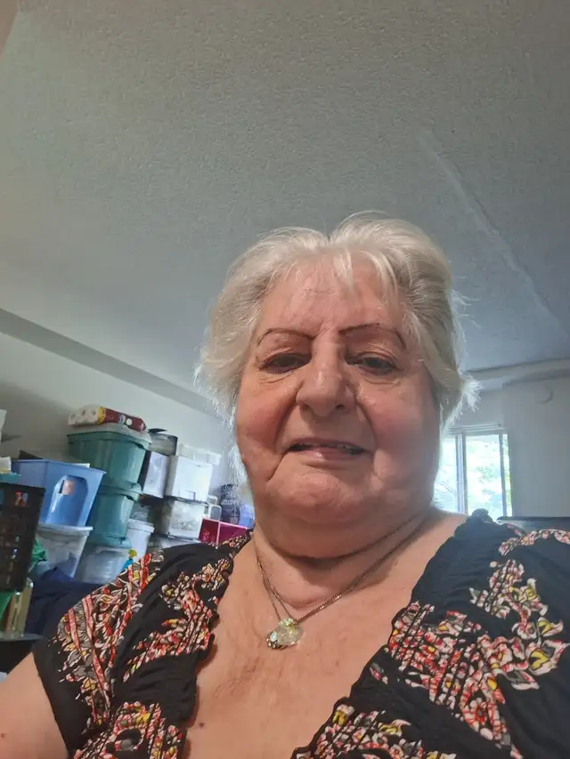 Friendly person seeking shared accommodation with a serious gentleman