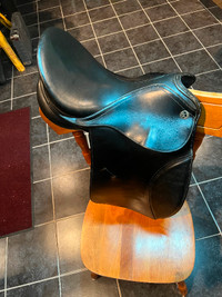 Kieffer dressage saddle