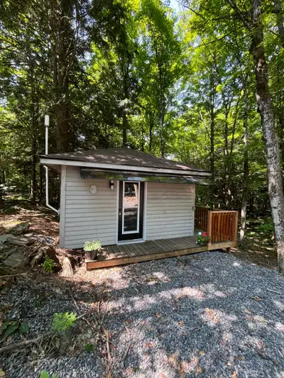 Cozy Haliburton bunkie retreat Near Kushog Lake Perfect for a quiet getaway, ATV weekends, fishing t...