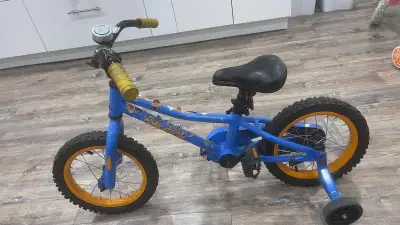 Kids bicycle 12in brand Raleigh, View more