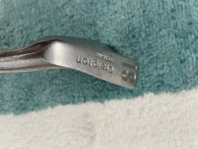 Vintage Craigton thunderer iron right handed in Golf in Oakville / Halton Region - Image 4