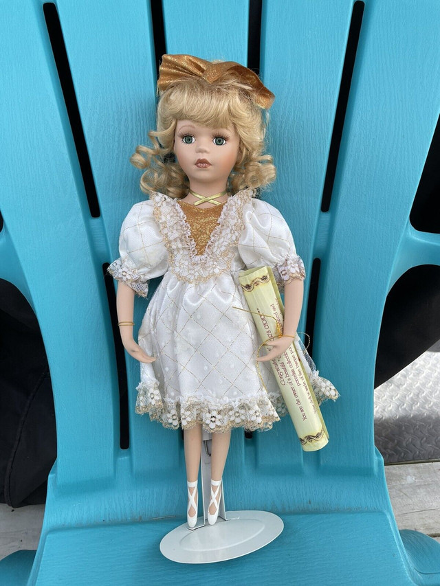 Collector porcelain dolls by Susan Harris in Arts & Collectibles in Dartmouth - Image 3