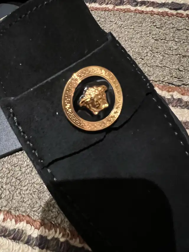 Versace Men Suede Black Shoes in Men's in City of Toronto - Image 8