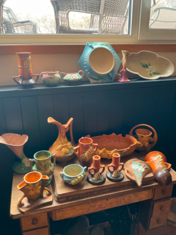 Antique Roseville Pottery in Arts & Collectibles in Cranbrook