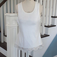 White Moda International lace trimmed tank top Size M