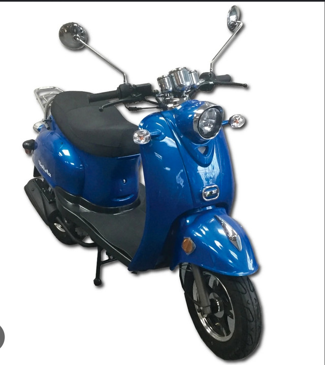 Scooter Solista dans Scooters et minimotos  à Ville de Montréal