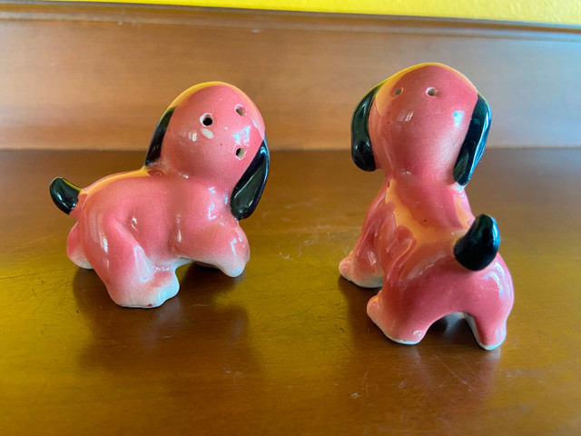 Vintage Ceramic Pink Puppy Dog Salt and Pepper Shakers in Arts & Collectibles in Oshawa / Durham Region - Image 3