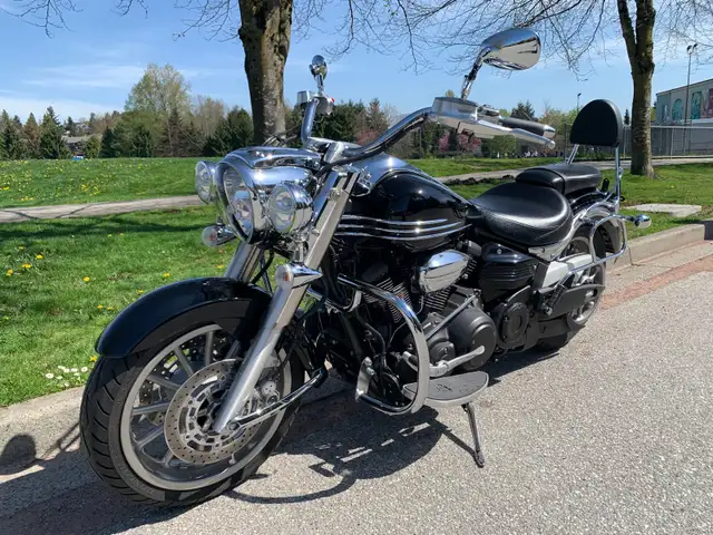 2008 Yamaha Stratoliner 518 km in Touring in Richmond - Image 9