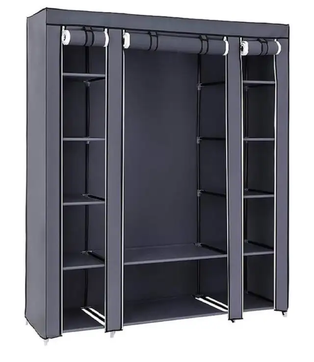 Portable closet with cover: 150 * 45 * 172cm in Dressers & Wardrobes in City of Montréal - Image 2