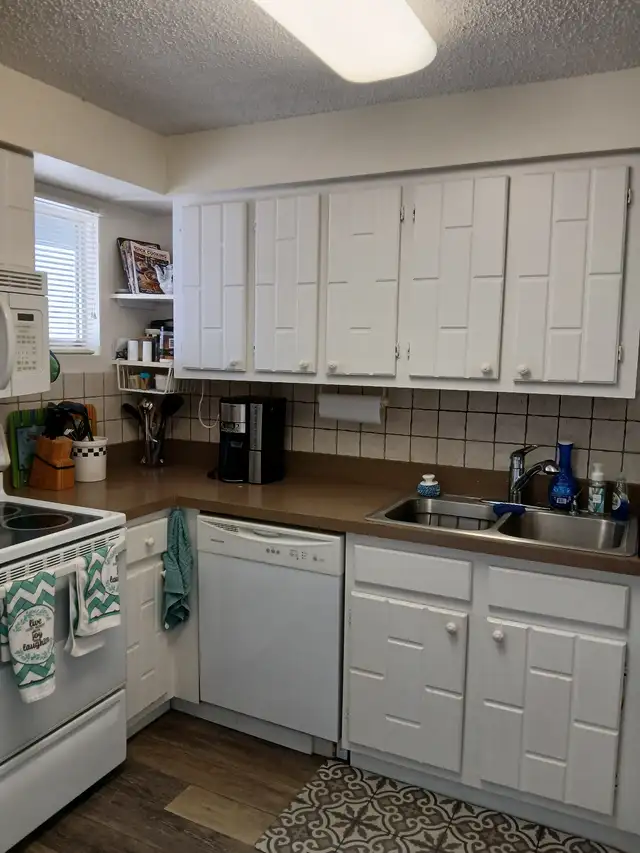 2 BEDROOM CONDO FOR RENT IN PORT CHARLOTTE FLORIDA in Florida in Canada - Image 3