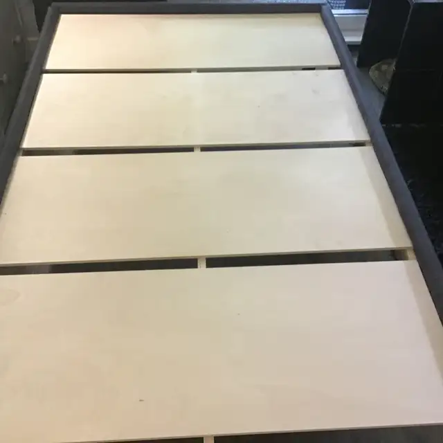 Single Bed Frame in Beds & Mattresses in Delta/Surrey/Langley - Image 3