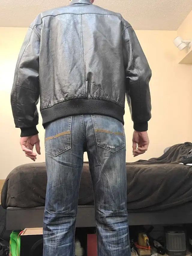 Men's Leather Jacket Size large. in Men's in Calgary - Image 6