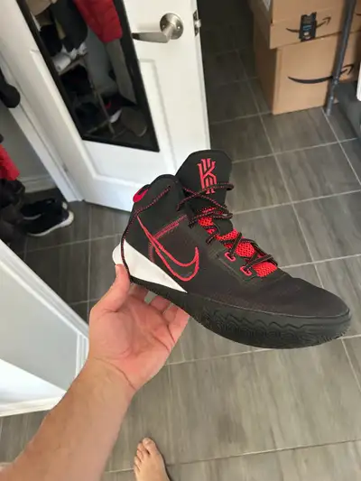 Nike Kyrie Flytrap 4 Black/Red, View more