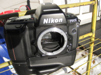 Nikon F90X 35mm SLR Film Camera w/ MB-10 Motor Drive GC