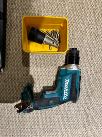 Makita/Senco auto feed drywall gun/ floor screws