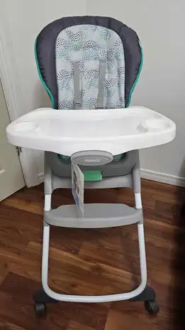 Brand new Baby high chair63735874786307120