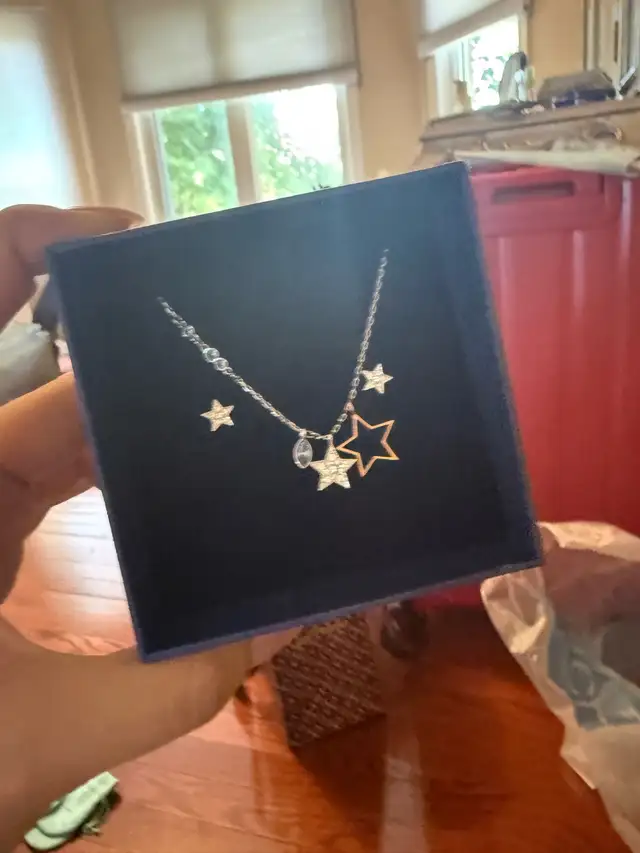 swarovski necklace and bracelet  in Jewellery & Watches in Markham / York Region - Image 2