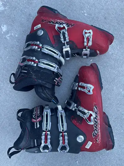 Nordica Alpine Ski Boots 275 27.5, View more